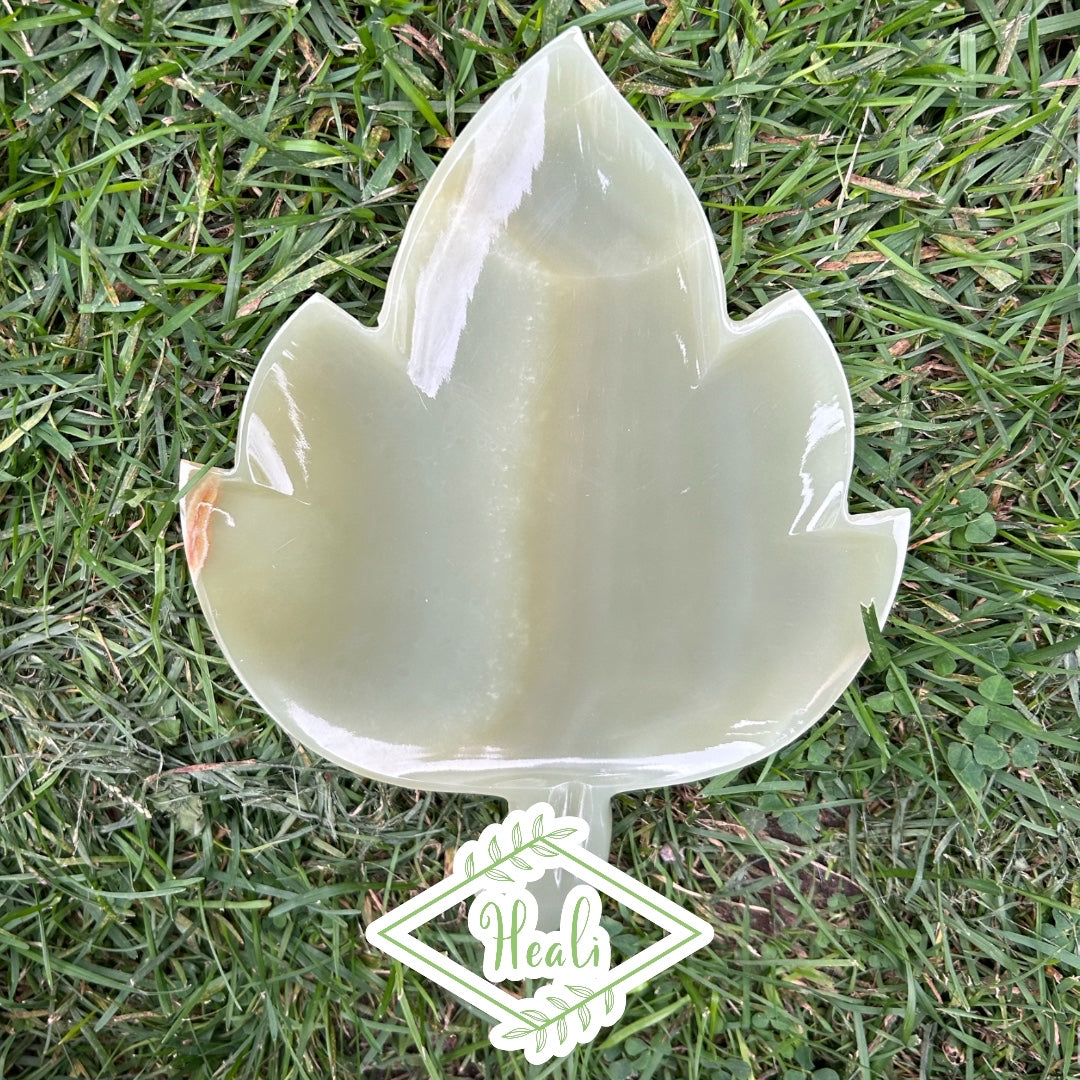 Onyx Leaf Plate