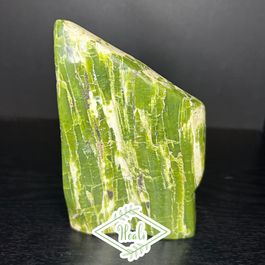 Tremolite Freeform