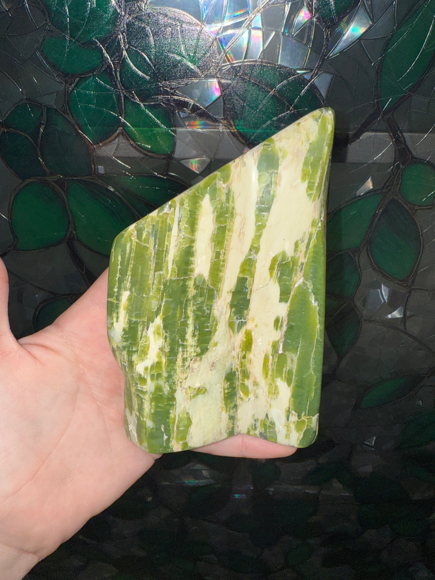 Tremolite freeform